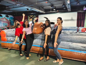 포트딕슨 와일드 웨스트 카우보이 실내 테마파크