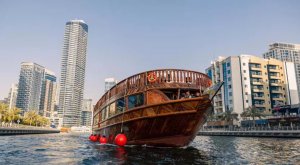 [두바이] 알렉산드라 도우 디너 크루즈(마리나 야경 & 탄누라 쇼) by Alexandra Cruise