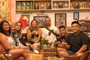 하노이 푸드 워킹 투어 + 베트남 수상 인형극 (맛과 연극이 함께하는 알짜 투어)