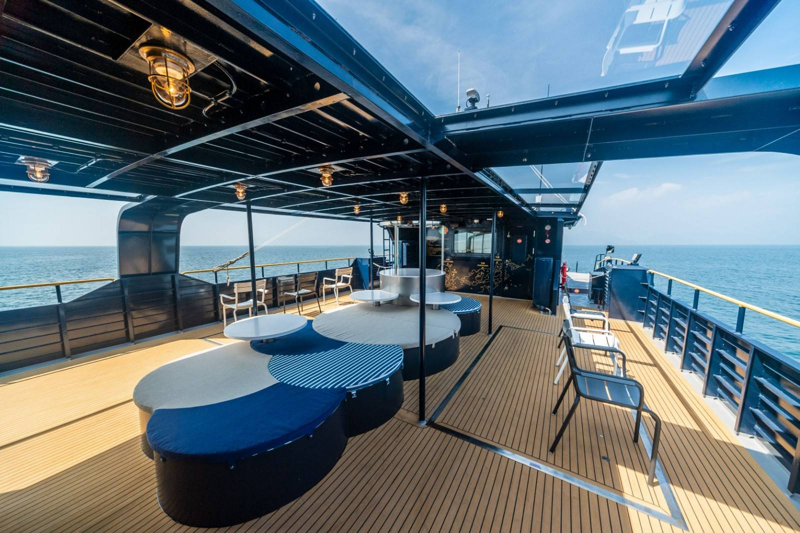 [히로시마] 고속선 SEA SPICA로 순회하는 세토우치섬 여행 크루즈 [우사기 코스 오노미치행]